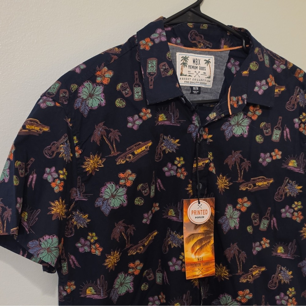 MBX Resort Collection Men's Cotton Button-Up Tropical Floral M Navy #266 - Picture 3 of 9